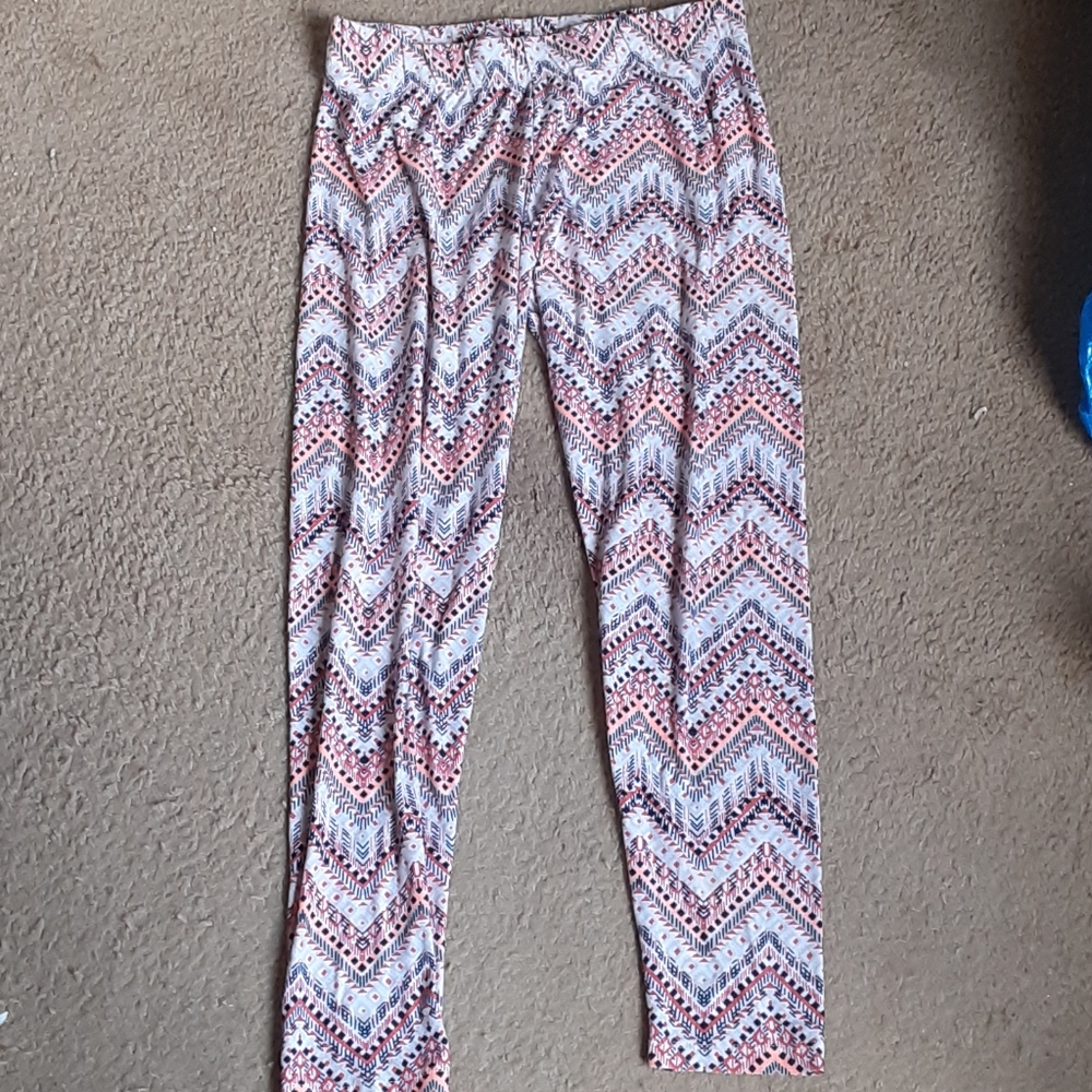 Soft Patterned Leggings